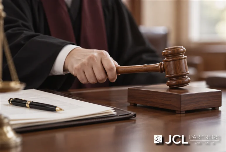 법원과 재판을 상징하는 JCL 법률 이미지